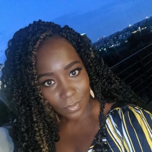 Meet your Posher, Shanequa